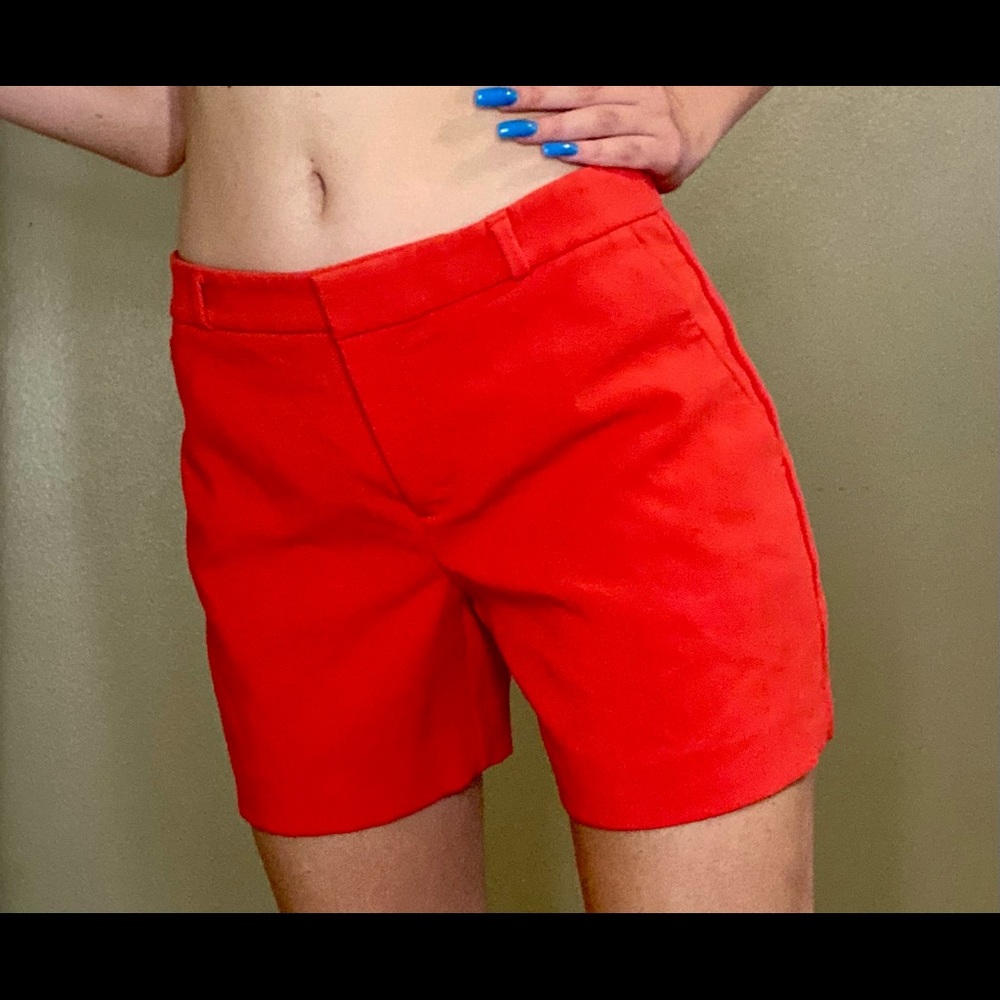 size 2, red banana republic shorts